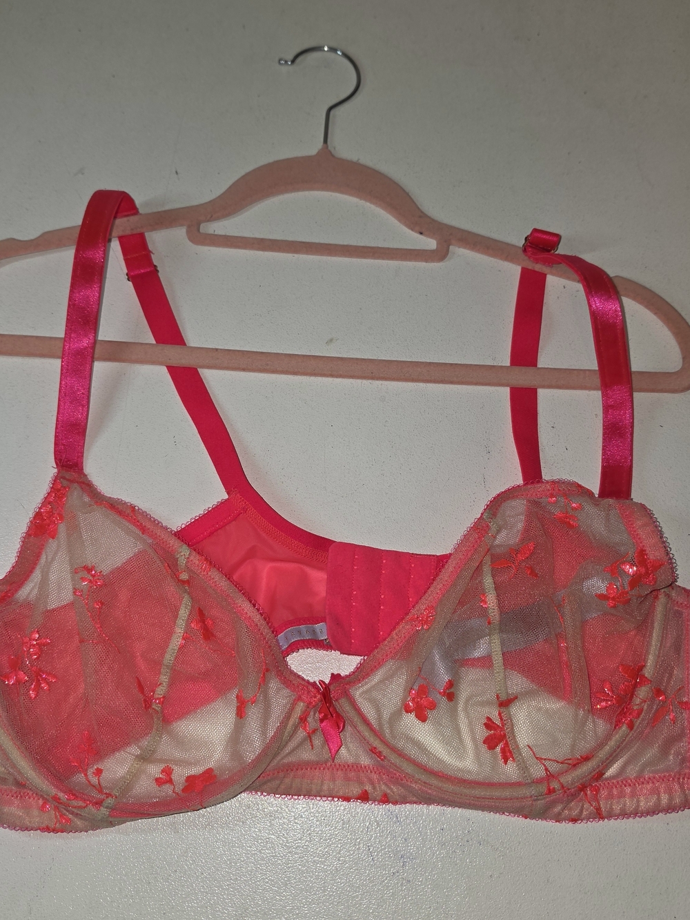 Savage X Fenty Sheer Floral Embroidered Underwire Bra - Neon Pink
